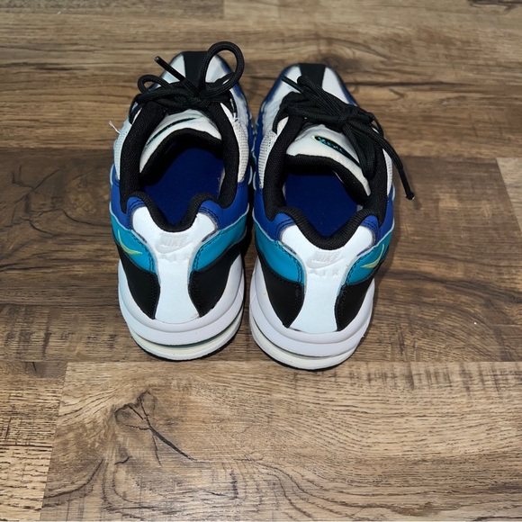 SOLD - Picture 4 of 7